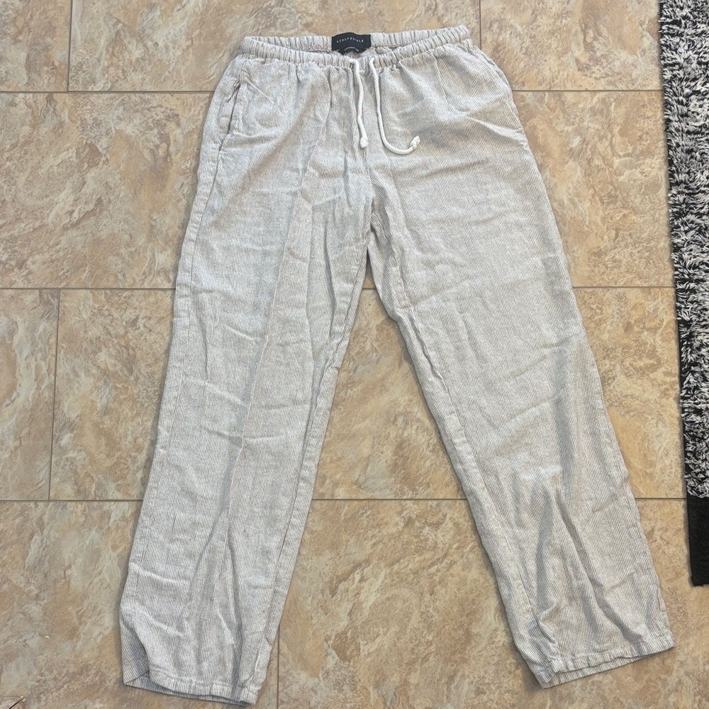 Aeropostale Light Gray Straight Leg Pants